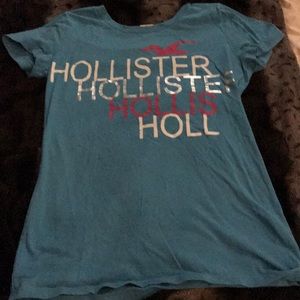 Hollister t shirt